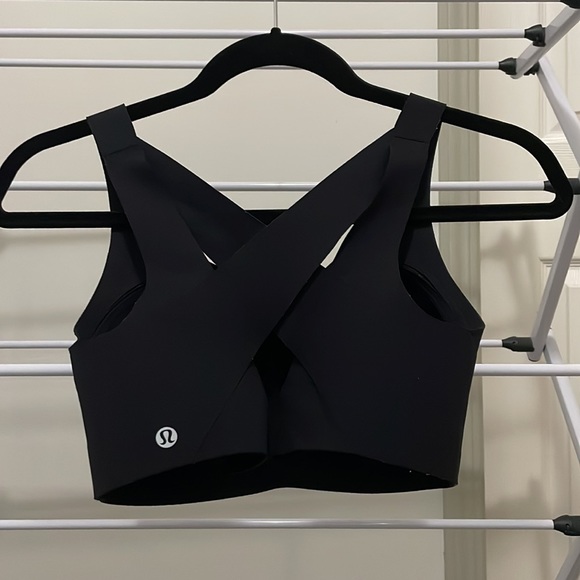 Lululemon enlite sports bra - Picture 2 of 2
